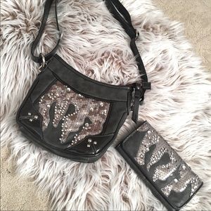 Buckle crossbody purse with matching wallet!